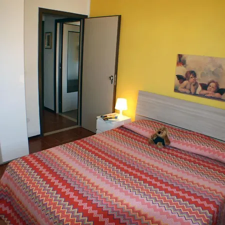 Lina Apartman *