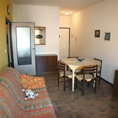Lina Apartman *